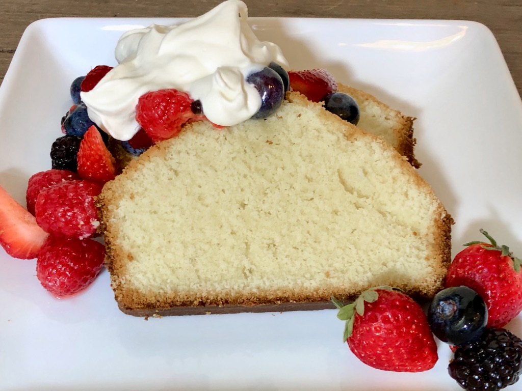 Traditional Pound Cake – Nina Bakes The Internet